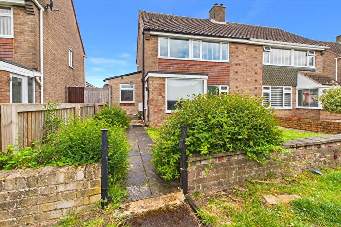 3 Bedroom Semi-Detached House For Sale In Southbrook Street, Rodbourne Cheney, Swindon, SN2