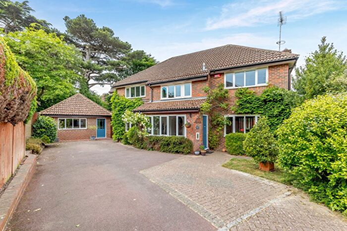 5 Bedroom Detached House For Sale In Lincoln Avenue, Canterbury, Kent, CT1