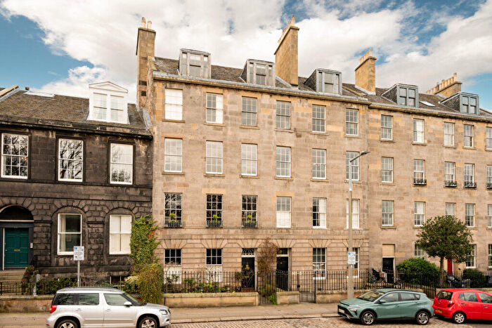 4 Bedroom Flat For Sale In () Wellington Place, Leith Links, EH6