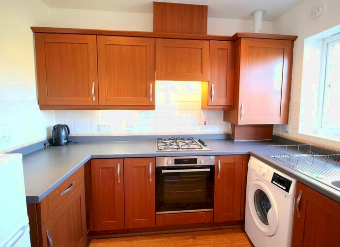2 Bedroom Apartment To Rent In Sandy Lane West, OX4