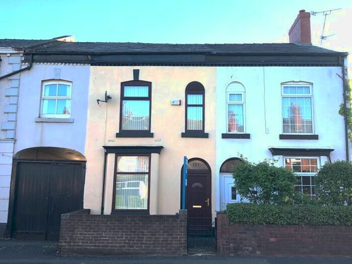 2 Bedroom Semi-Detached House To Rent In Birch Lane, Dukinfield, SK16