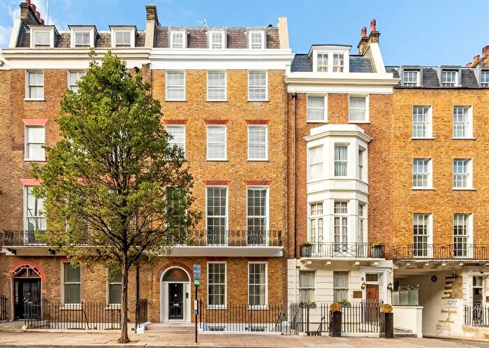 2 Bedroom Flat To Rent In Great Cumberland Place, London, W1H