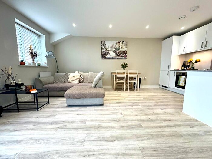 1 Bedroom Flat For Sale In Serbert Close, Bristol, BS20