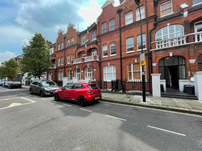 1 Bedroom Flat To Rent In Fairholme Road, London, W14