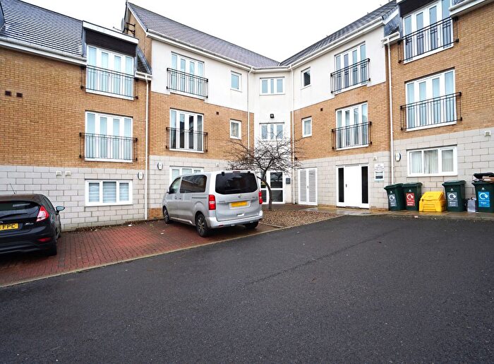 3 Bedroom Flat For Sale In Brandling Court, Hackworth Way, North Shields, NE29