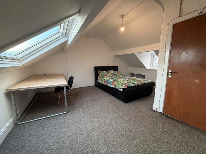 1 Bedroom Flat To Rent In Oystermouth Road, Swansea, SA1