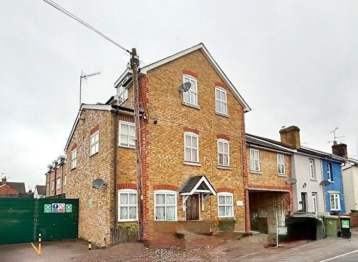 2 Bedroom Flat To Rent In Charles Street, Tunbridge Wells, TN4