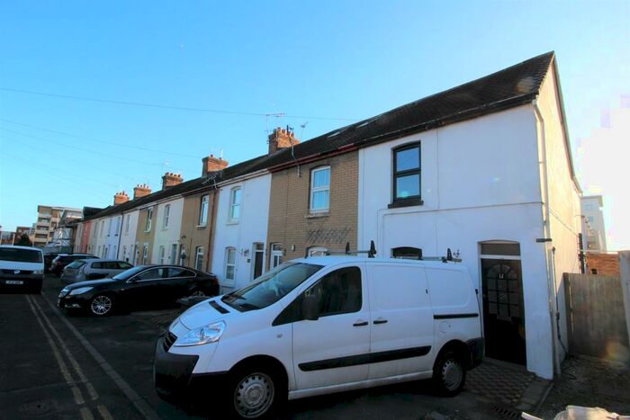 3 Bedroom End Of Terrace House To Rent In Shapwick Road, Hamworthy, BH15