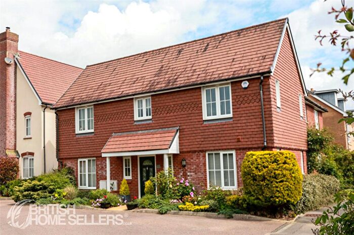 4 Bedroom Detached House For Sale In Hedley Way, Hailsham, East Sussex, BN27