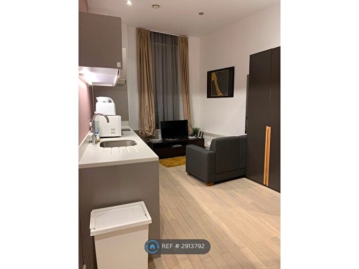 Studio To Rent In Victoria St, Liverpool, L2