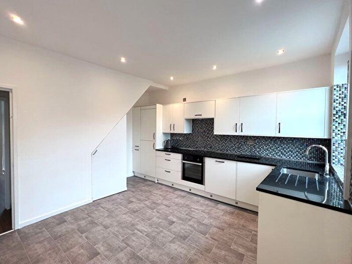 3 Bedroom Terraced House To Rent In Ellesmere Street, Manchester, M38