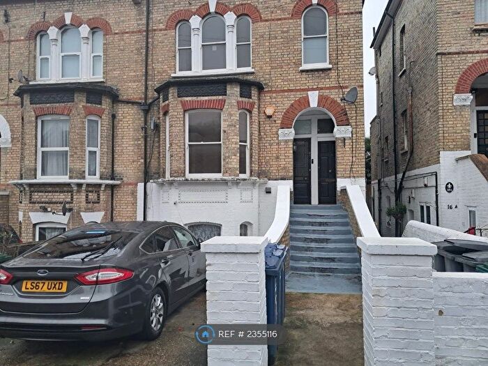 2 Bedroom Flat To Rent In Second Avenue, London, NW4