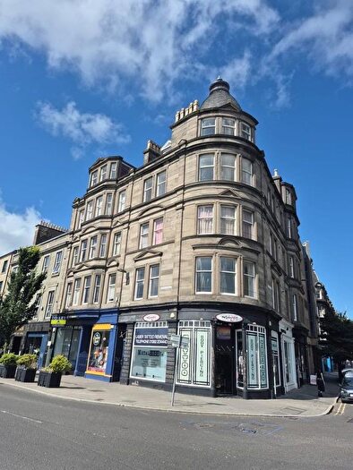 2 Bedroom Flat To Rent In Flat, Dock Street, Dundee, DD1