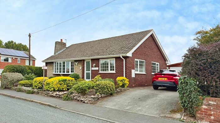 3 Bedroom Detached Bungalow For Sale In Broad Lane, Beal, North Yorkshire, DN14