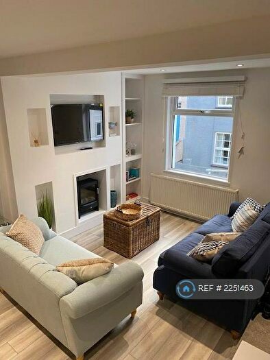 3 Bedroom Terraced House To Rent In Menai Street, Y Felinheli, LL56