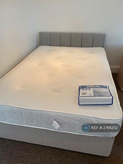 4 Bedroom Flat To Rent In Barrington Drive, Glasgow, G4