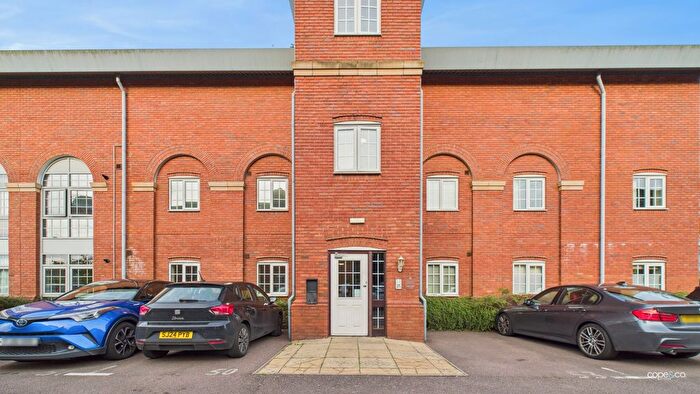 2 Bedroom Flat To Rent In Caxton Court, Burton-On-Trent, Staffordshire, DE14