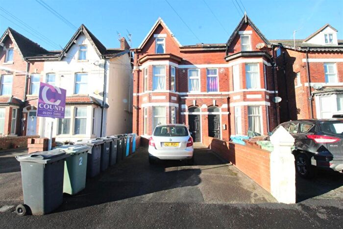 Property For Sale In Lightburne Avenue, ., Lytham St. Annes, Lancashire, FY8