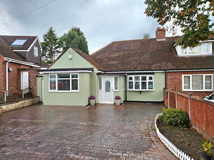 3 Bedroom Semi-Detached Bungalow For Sale In Ebrington Avenue, Solihull, B92