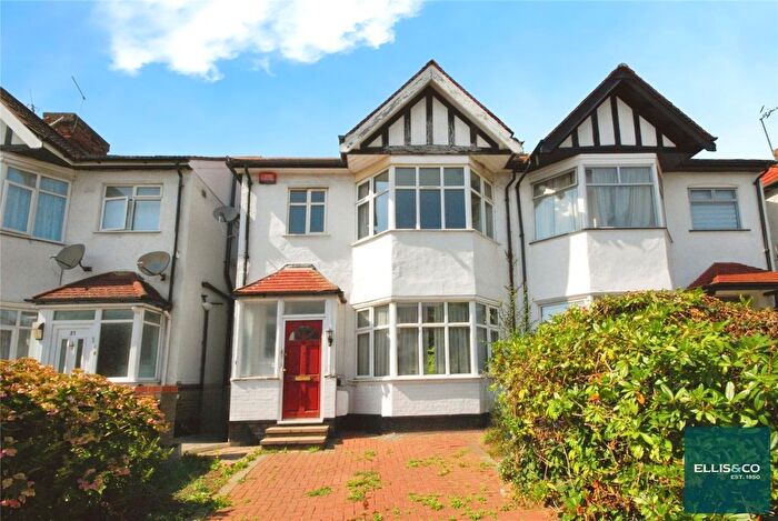 3 Bedroom Semi-Detached House For Sale In Sydney Grove, Hendon, NW4