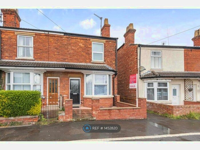 2 Bedroom End Of Terrace House To Rent In Grantham Road, Sleaford, NG34