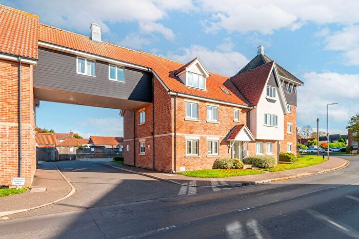 2 Bedroom Flat For Sale In Old Market Road, Stalham, NR12