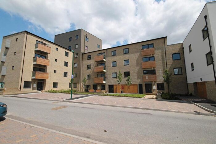 2 Bedroom Apartment To Rent In Baywillow Avenue, Carshalton, SM5