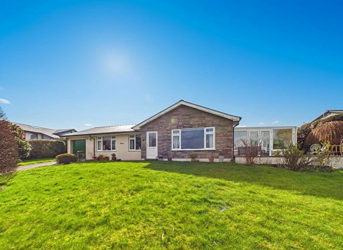 3 Bedroom Detached Bungalow For Sale In Greenside, Maes Y Cnwce, Newport, SA42