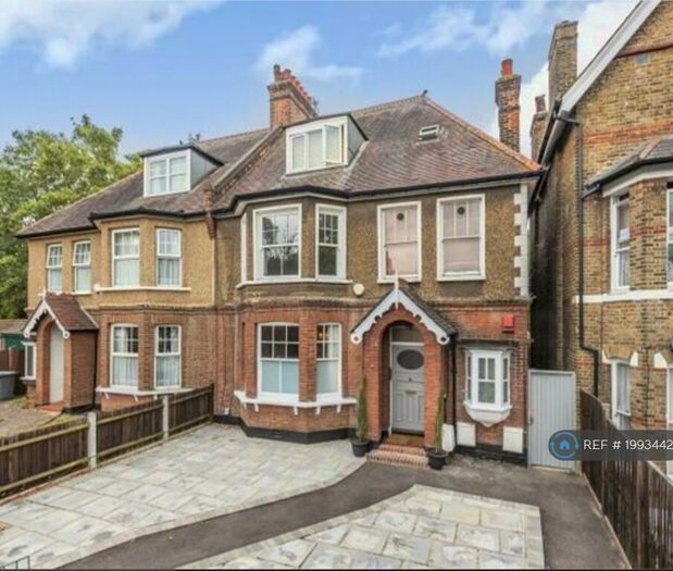 1 Bedroom Flat To Rent In Birch Grove, Lee Green, SE12