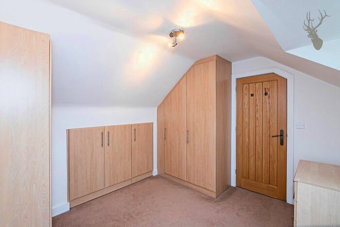 2 Bedroom Barn Conversion To Rent In Bury Lane, Epping, CM16