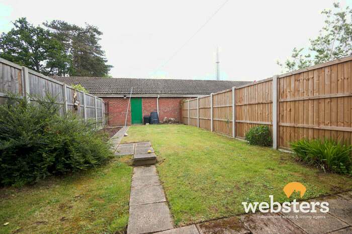 3 Bedroom Terraced House To Rent In Priory Road, Norwich, NR9