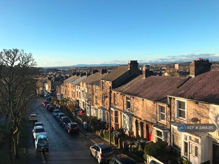 2 Bedroom Flat To Rent In Park Square, Lancaster, LA1