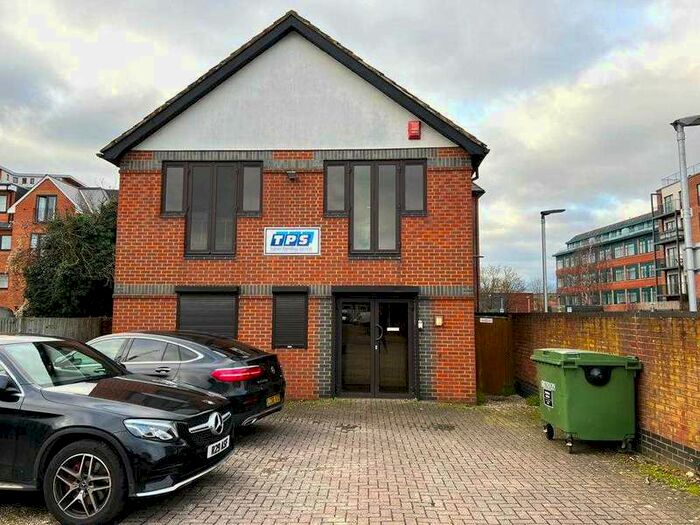 Commercial Property To Rent In Mill Street, Slough, SL2
