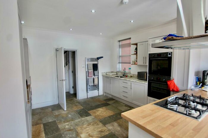 7 Bedroom Detached House To Rent In Rectory Road, West Bridgford, NG2