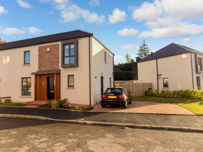 3 Bedroom Semi-Detached House To Rent In Quay Meadows, Lisburn BT27