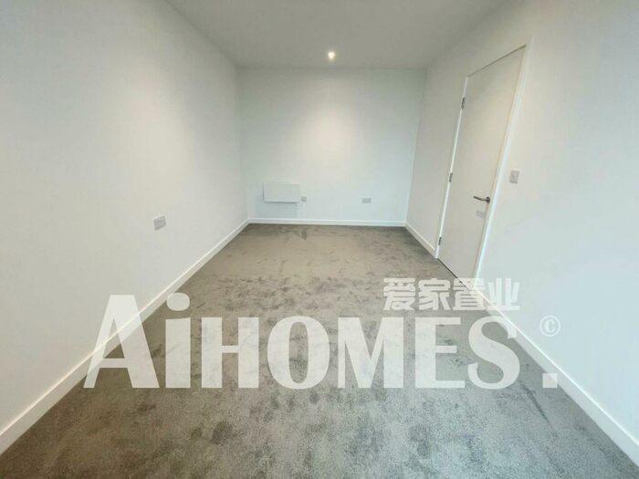 2 Bedroom Flat For Sale In , No. Old Trafford Park, Wharf End, Trafford Park, M17