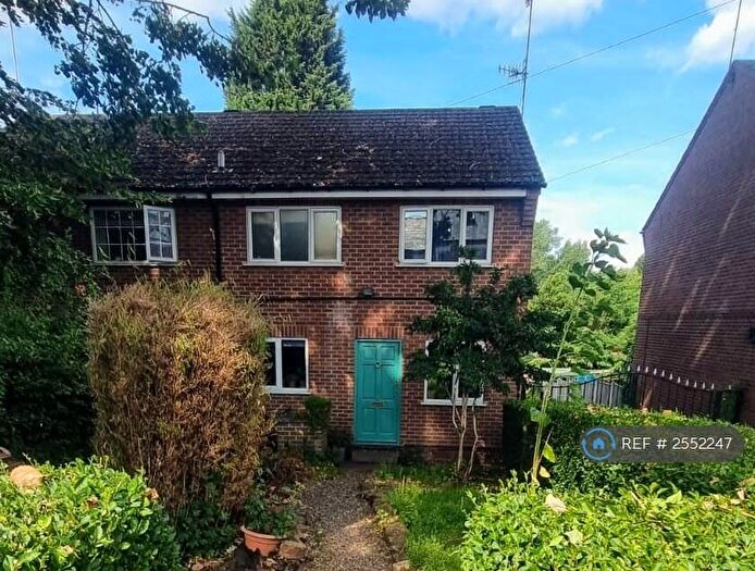 3 Bedroom Semi-Detached House To Rent In Central Avenue, Nottingham, NG7