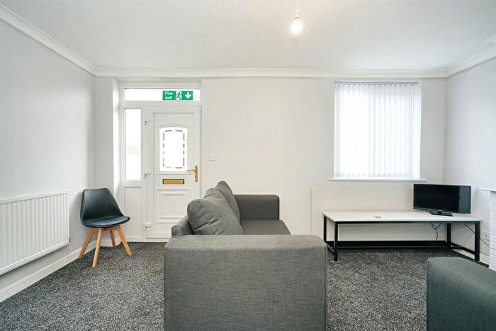 5 Bedroom Terraced House To Rent In Bedroom Terraced House In Reeth Way, Accrington, BB5