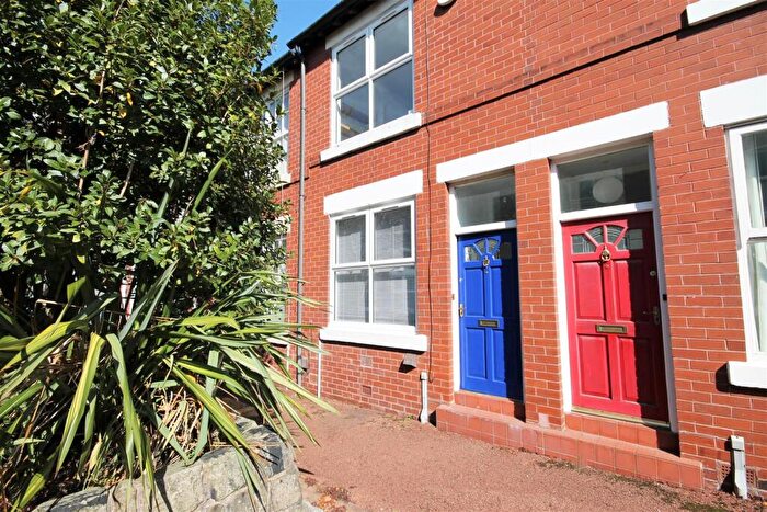 2 Bedroom Terraced House To Rent In Evans Street, Salford, Manchester, M3