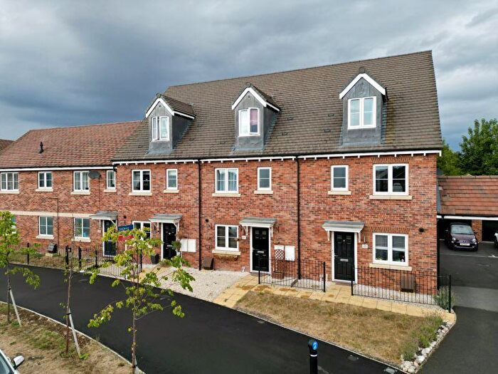 4 Bedroom Terraced House For Sale In Kingside, Grove, Wantage, Oxfordshire, OX12