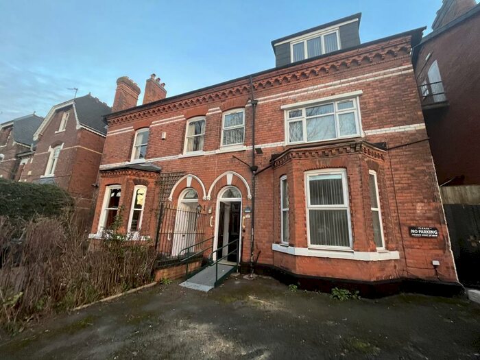 3 Bedroom Apartment To Rent In Ascot Road, Birmingham, B13