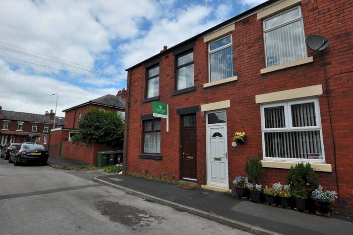 3 Bedroom End Of Terrace House To Rent In Nab Road, Chorley, Lancashire, PR6