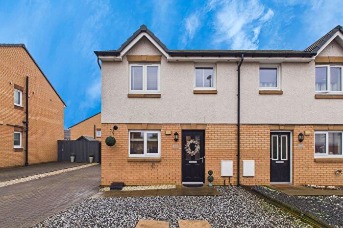 3 Bedroom Semi Detached House For Sale In Galashiels Avenue, Chapelhall, ML6