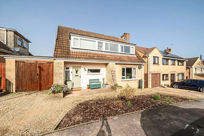 4 Bedroom Detached House For Sale In Highworth, Swindon, SN6