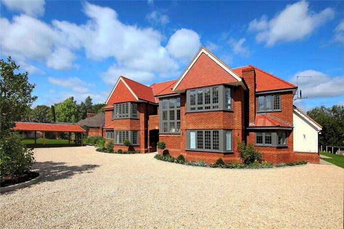 3 Bedroom Apartment To Rent In Woodchester Park, Knotty Green, Beaconsfield, Buckinghamshire, HP9