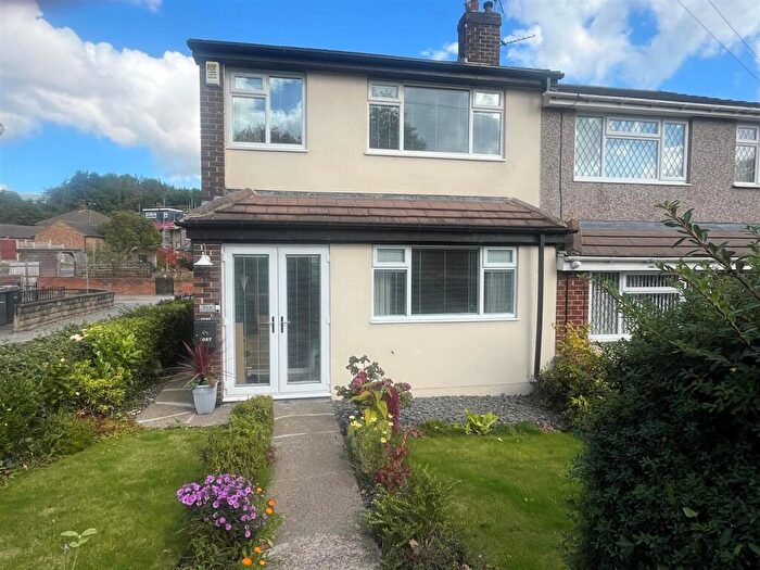 3 Bedroom Semi-Detached House For Sale In Cleckheaton Road, Oakenshaw, BD12