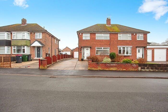 3 Bedroom Semi-Detached House For Sale In Carver Drive, Dinnington, Sheffield, South Yorkshire, S25