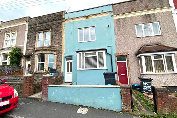 1 Bedroom Flat To Rent In Heron Road, BS5