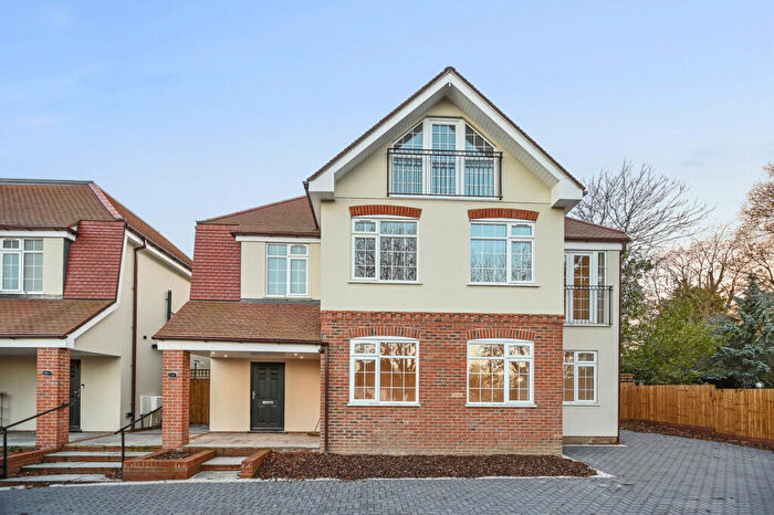 7 Bedroom Detached House For Sale In Addiscombe Road, London, CR0