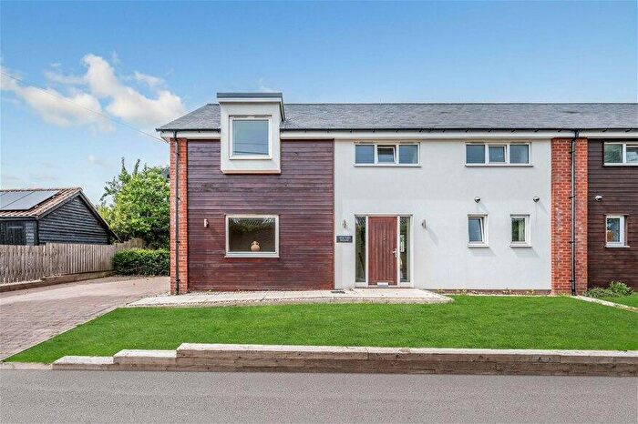 3 Bedroom Semi-Detached House For Sale In Mill Road, Friston, IP17